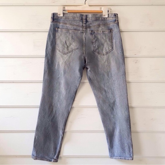 Old Navy Boyfriend Jeans | Size 12 | Light Wash | Relaxed Straight Leg - Picture 10 of 10